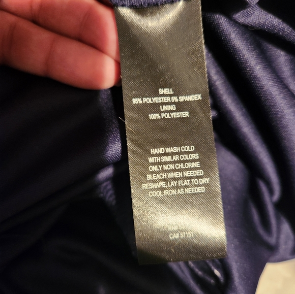 NWT Navy Floral Dress - Picture 7 of 9